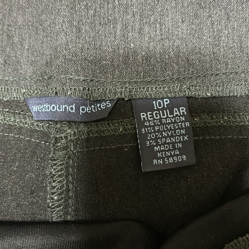 Westbound petites. Gray slacks. Size 10P regular. Great condition. Stretchy. - Picture 3 of 6